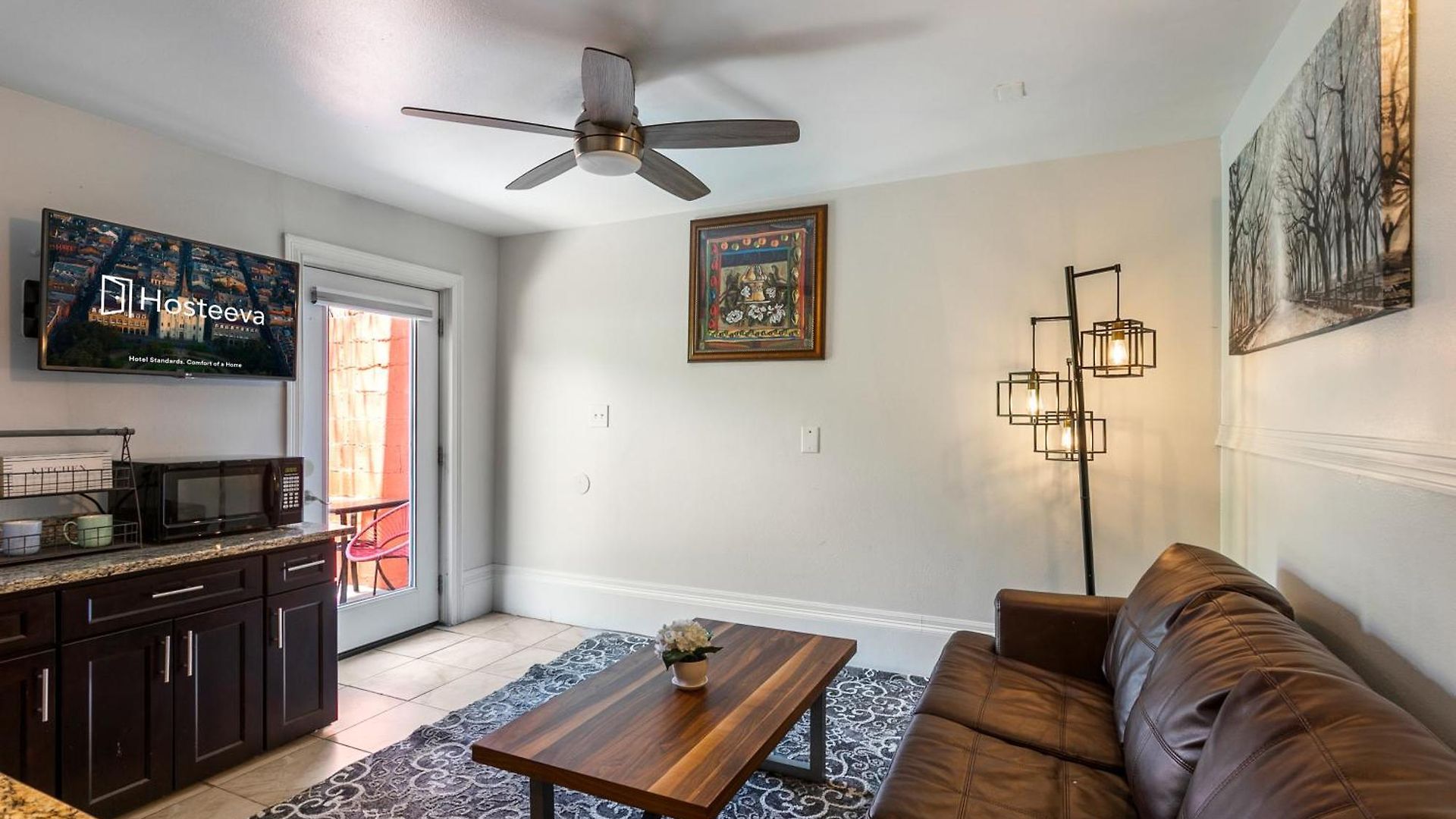 Spacious On Carondelet Street Close To The French Quarter New Orleans