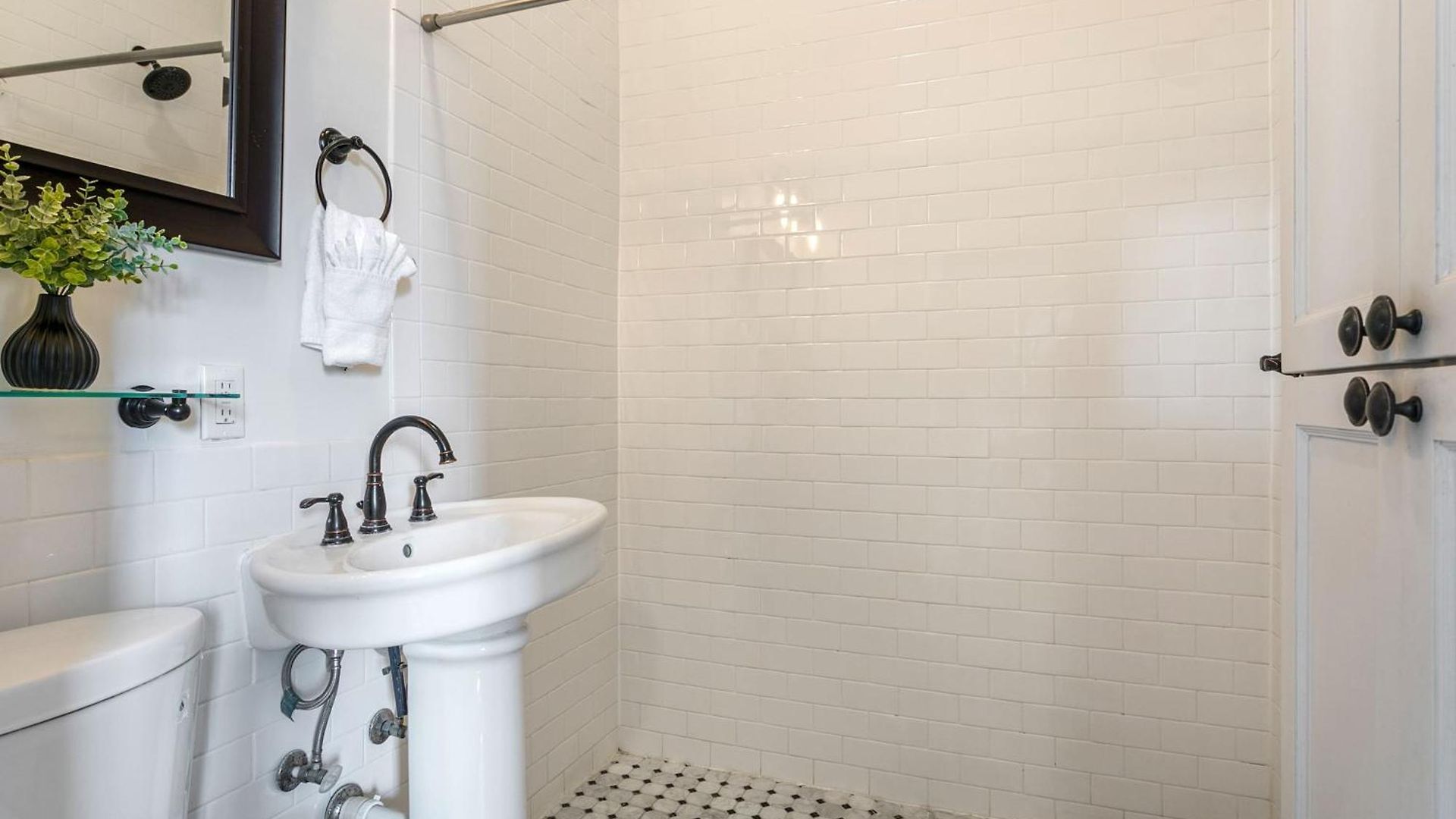 Jazz Haven Spacious 3br