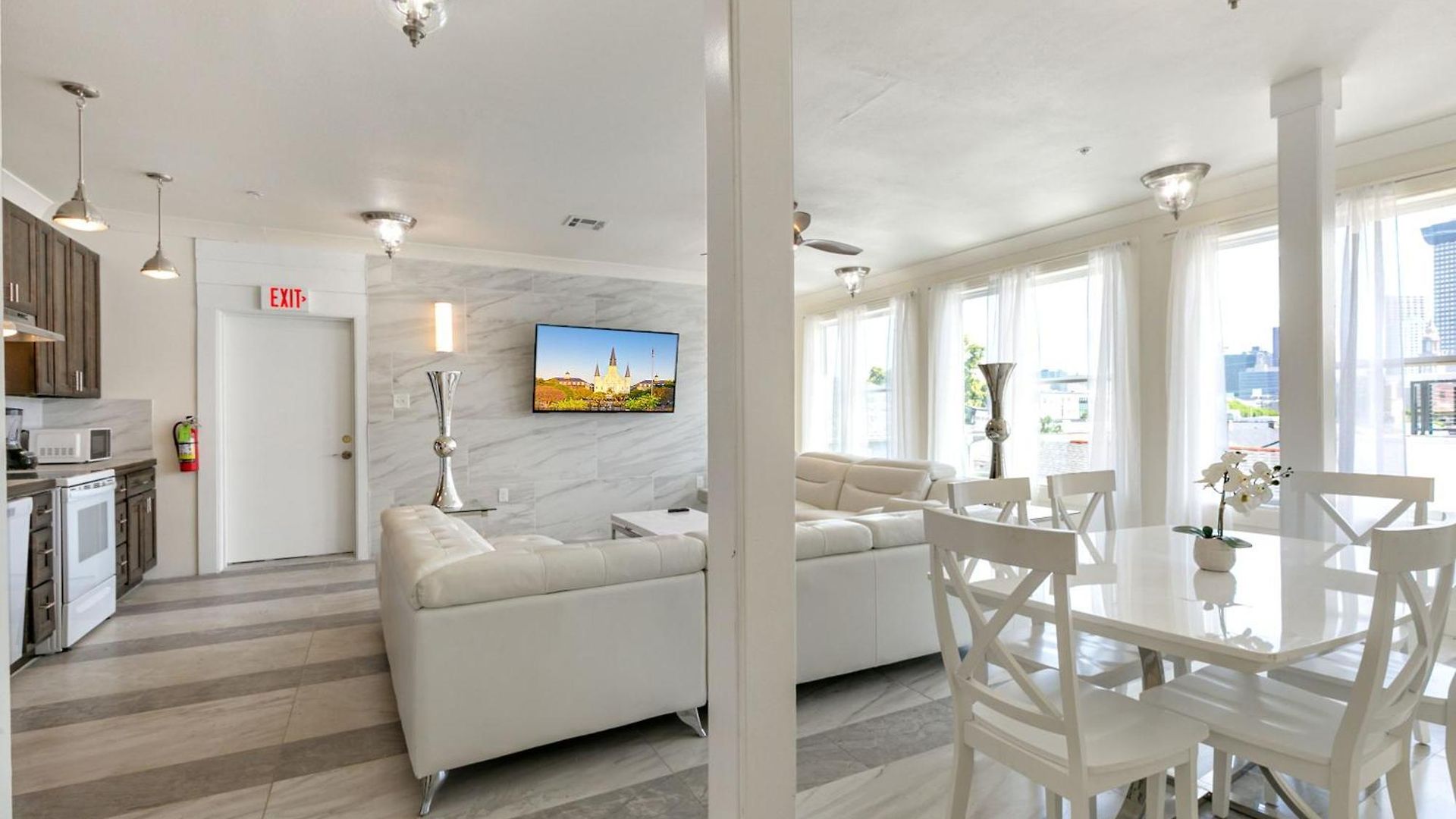 Apartment Stunning Close To French Quarter