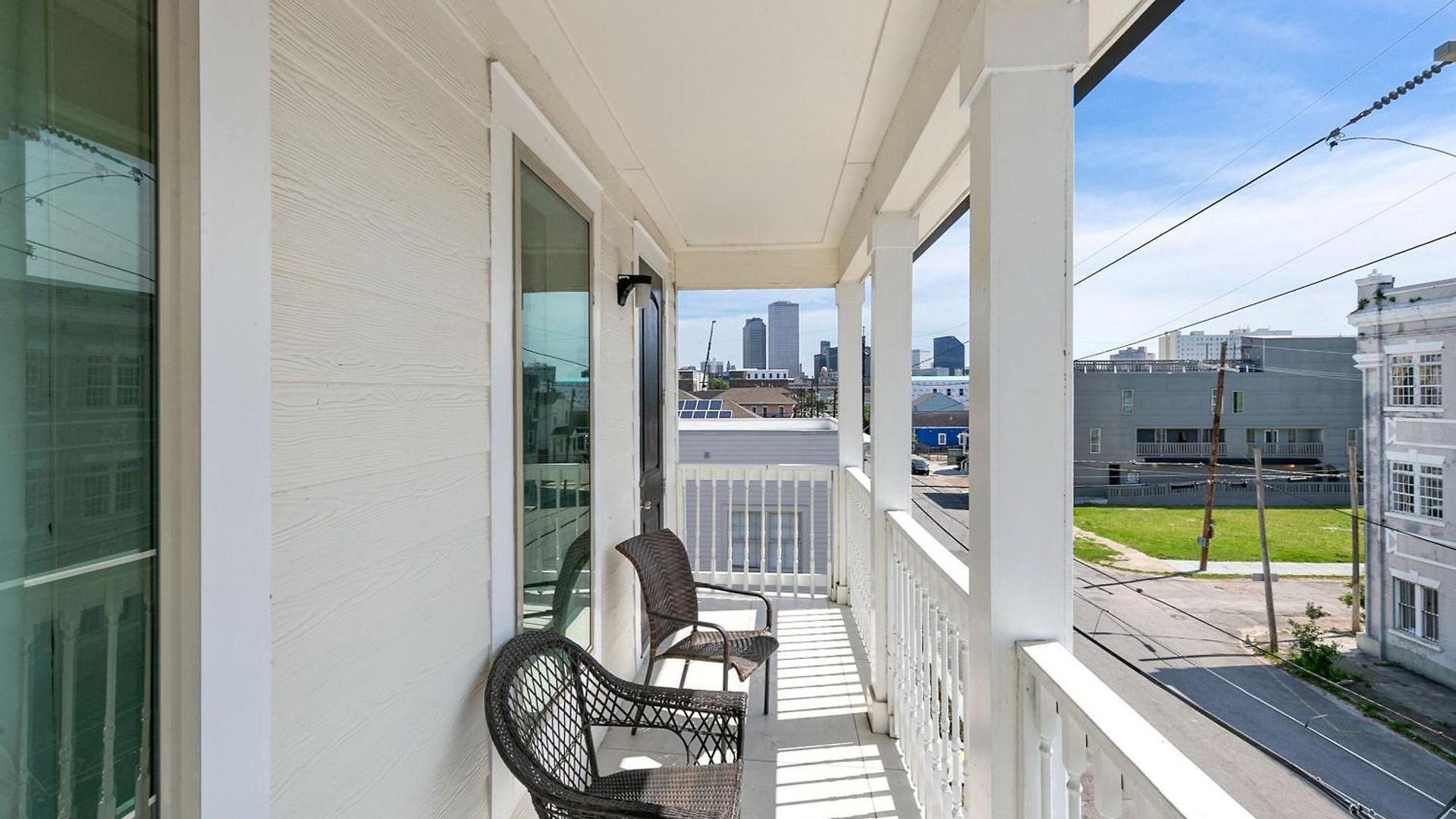 Stunning Close To French Quarter *