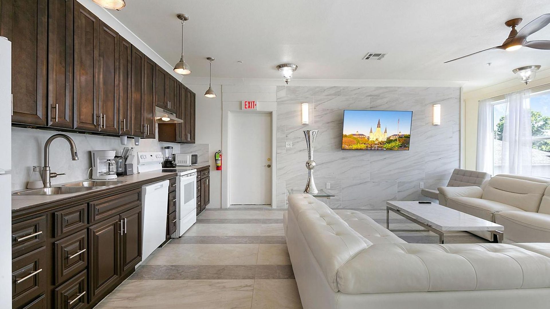 Apartment Stunning Close To French Quarter *