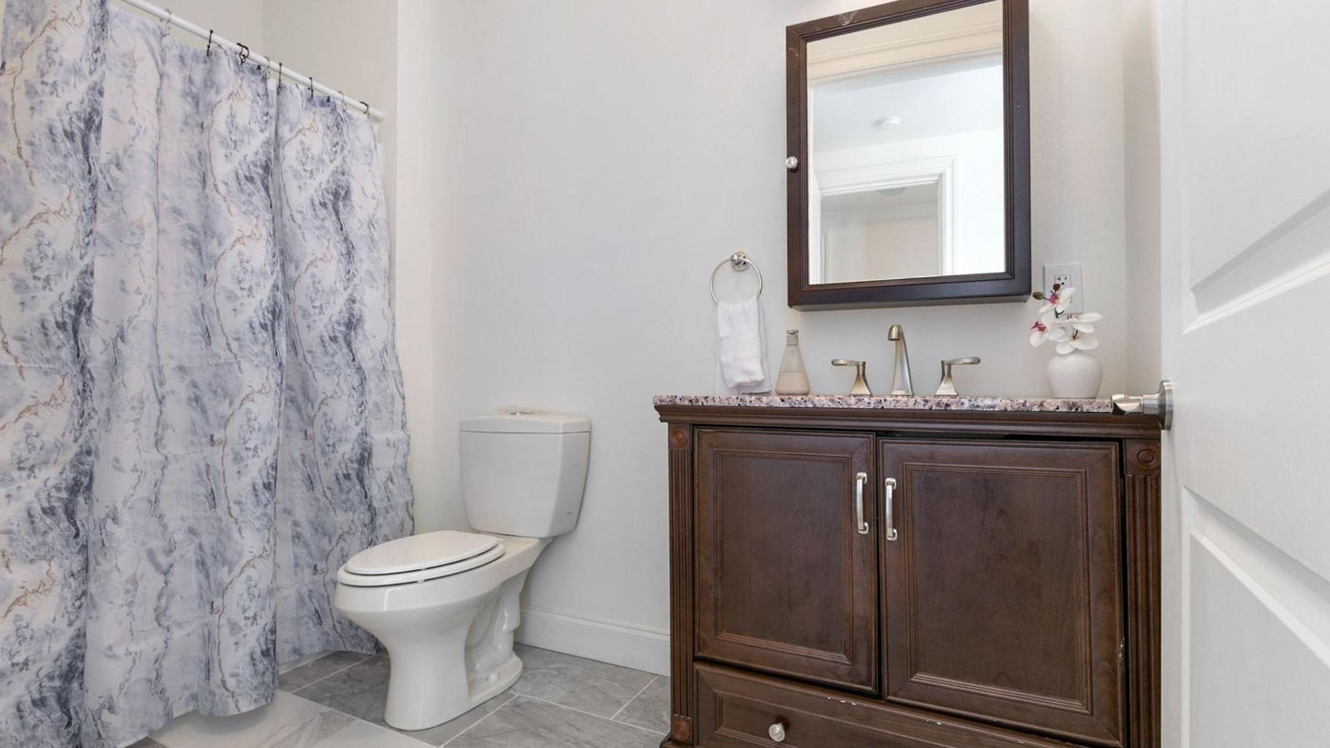 Stunning Close To French Quarter *