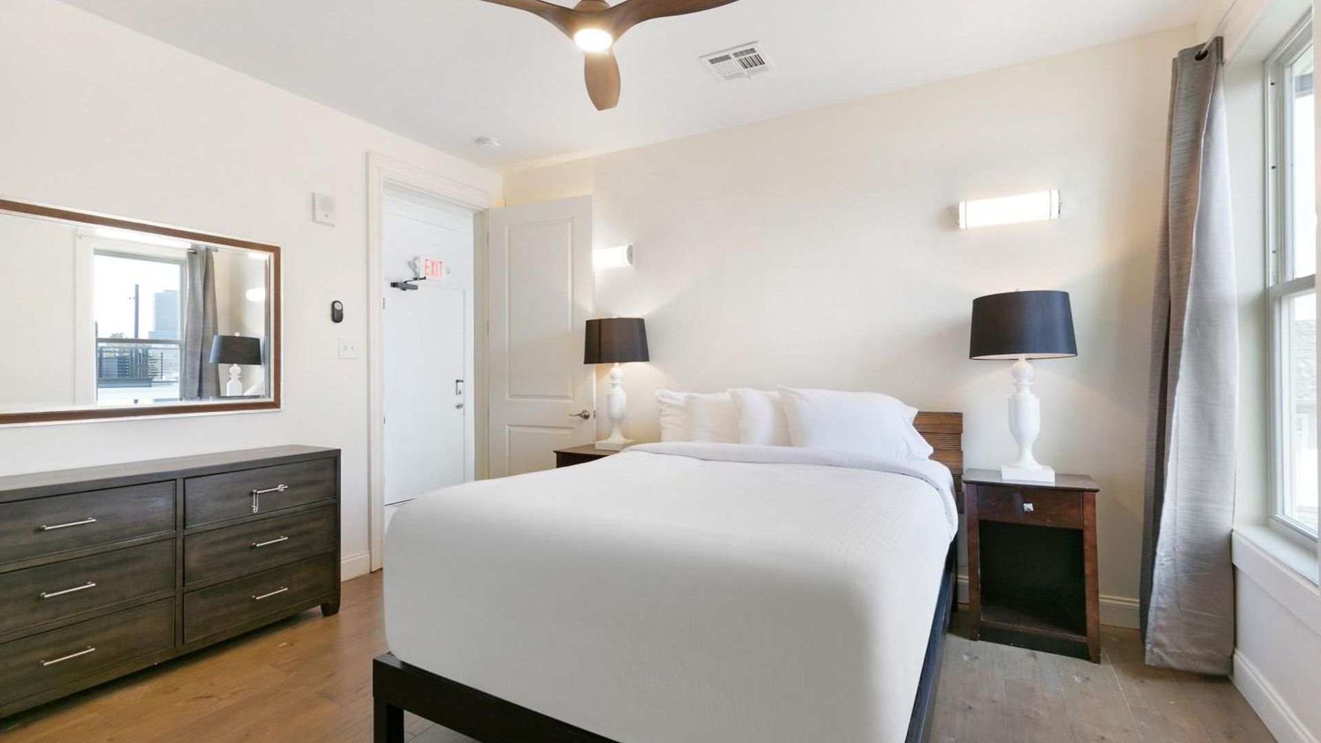 Stunning Close To French Quarter