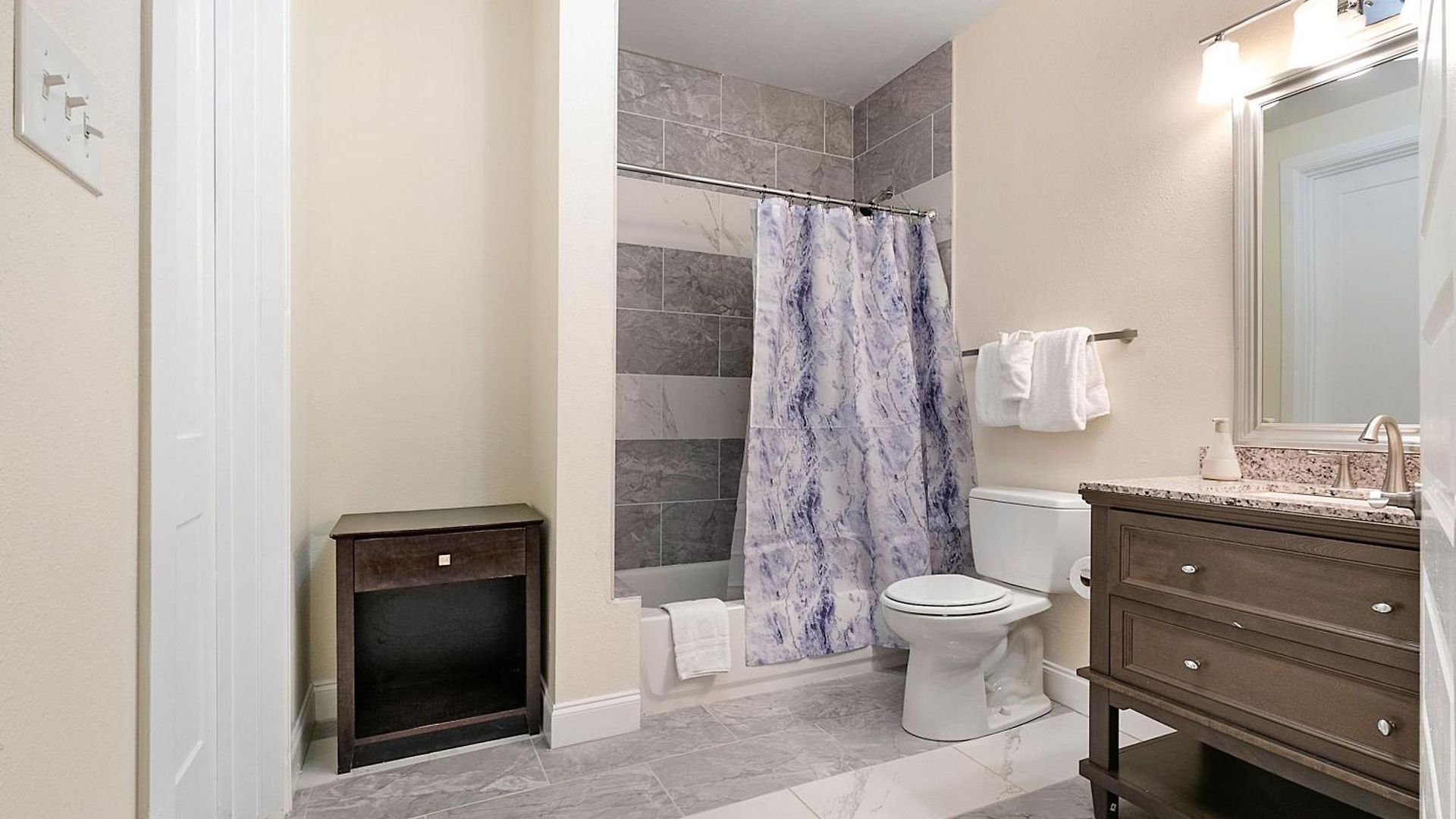 Stunning Close To French Quarter *