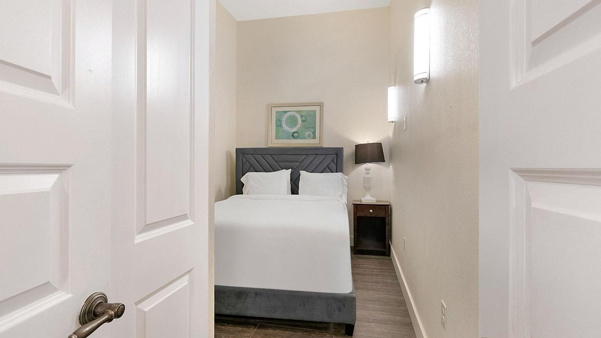 Stunning Close To French Quarter Apartment