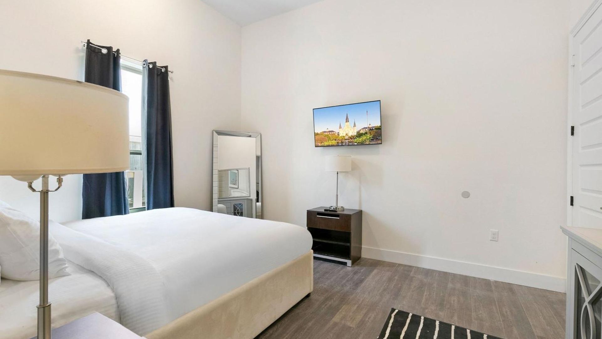 Stunning Close To French Quarter Apartment New Orleans
