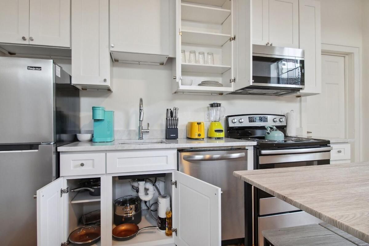 Apartment Cute 1bed 1bath 4blocks From French Q Near Bourbon St And Steps To Jazz Venues