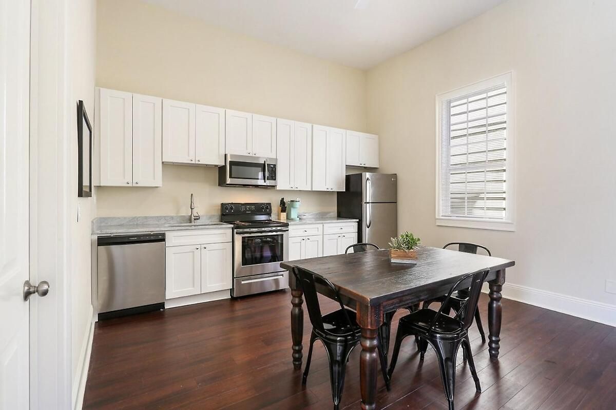 Cute 1bed 1bath 4blocks From French Q And Steps To Jazz & Music Venues Apartment *