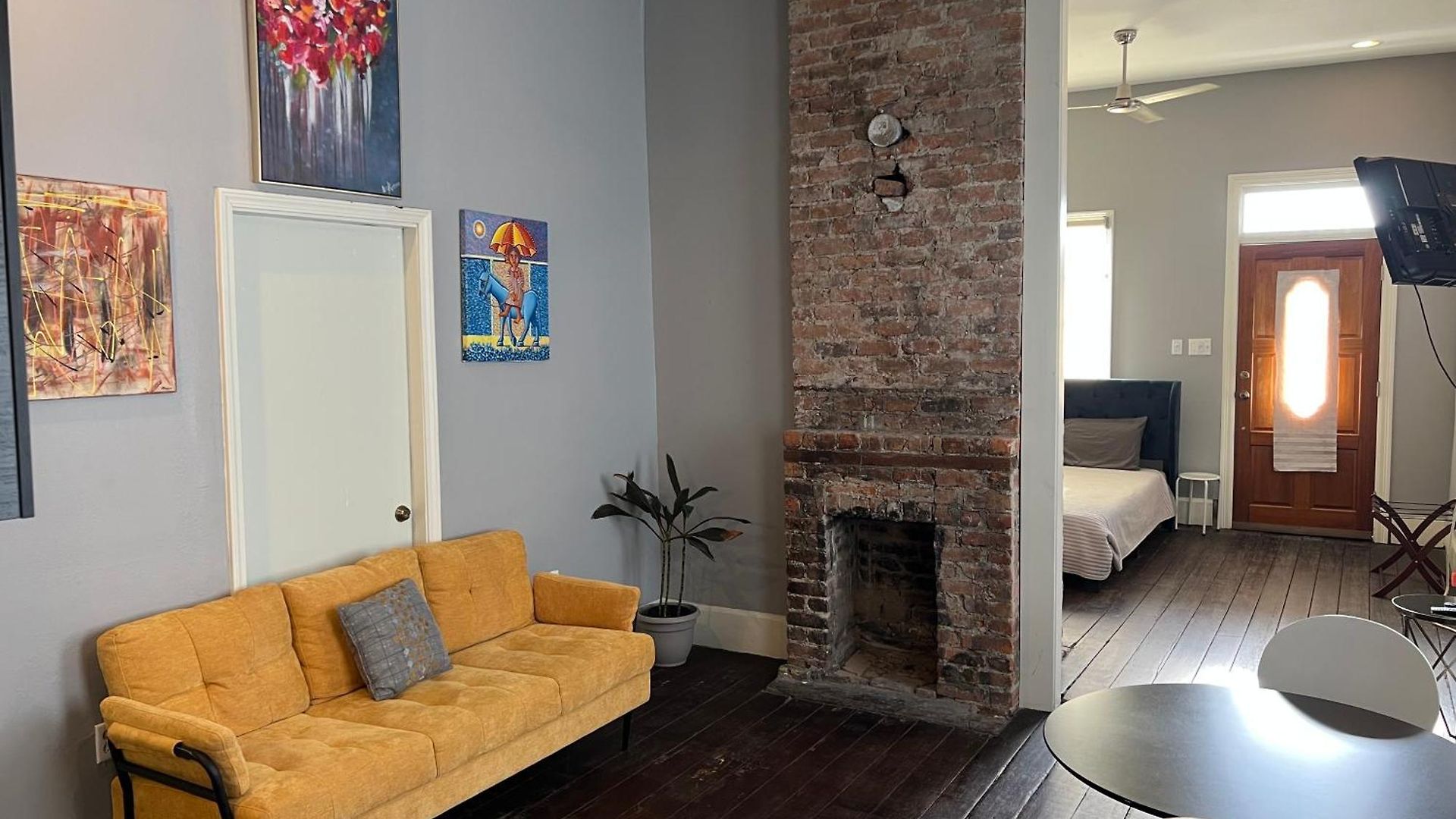 Modern 3 Apartment New Orleans