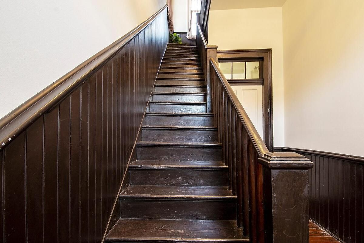 Historic 3 Bedroom 4blocks From Famous St Charles Ave Mardi Gras Parade Route, Steps To Jazz Venues And Restaurants Apartment