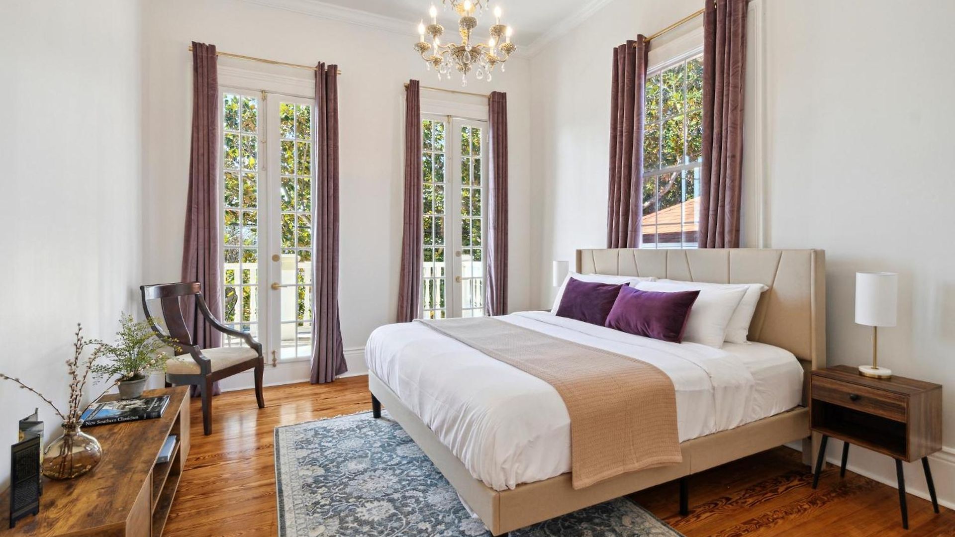Elegant Garden District 4br Holiday home *