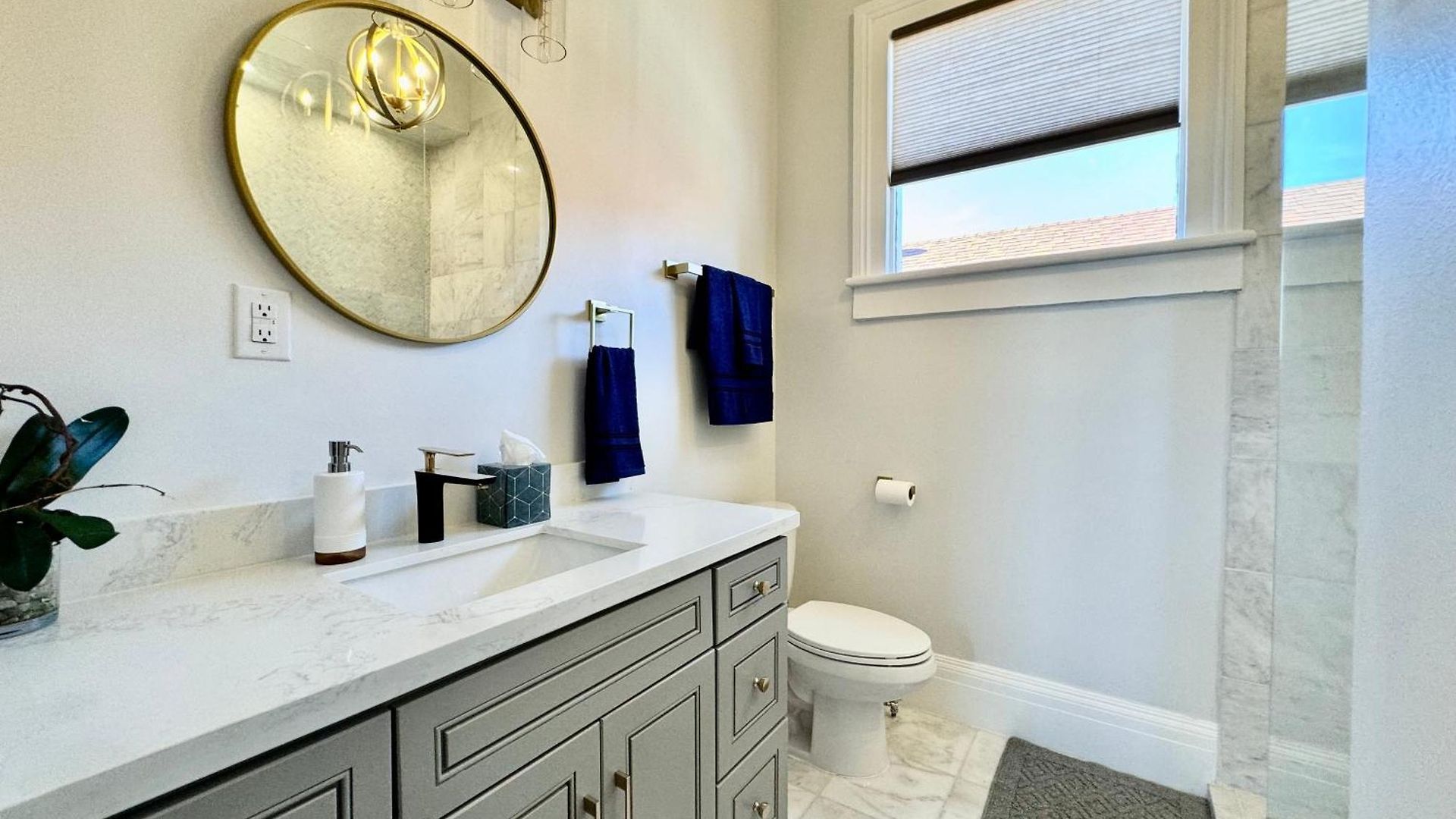 Elegant Garden District 4br Holiday home