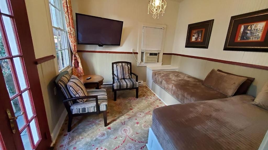 Apartment Walker Mansion On St Charles Ave - Unit 7 New Orleans
