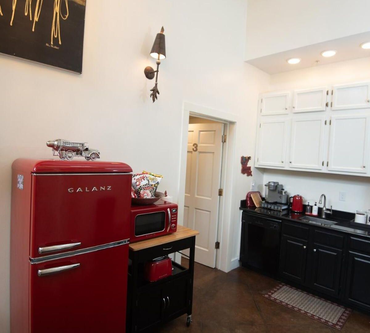 Engine 24 Firehouse Bed & Breakfast New Orleans