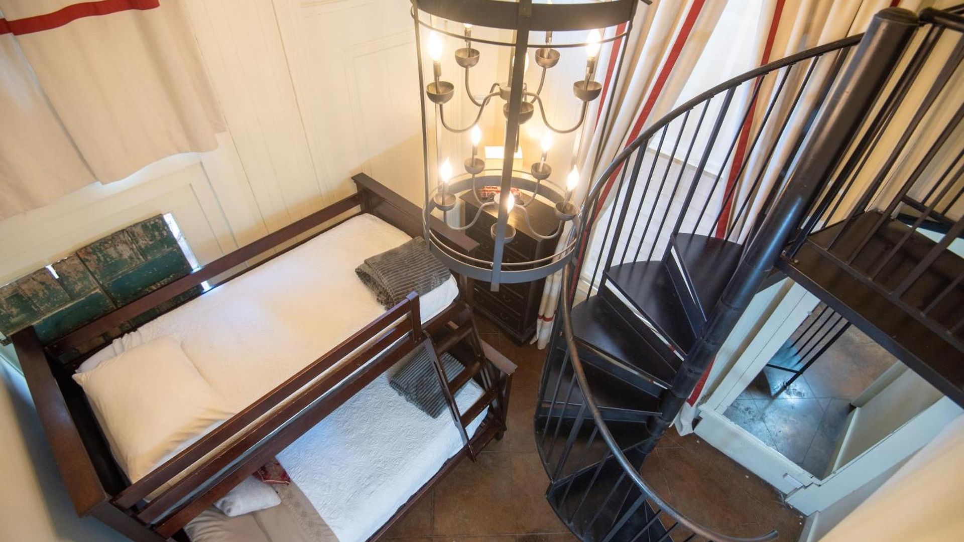 Bed & Breakfast Engine 24 Firehouse 3*