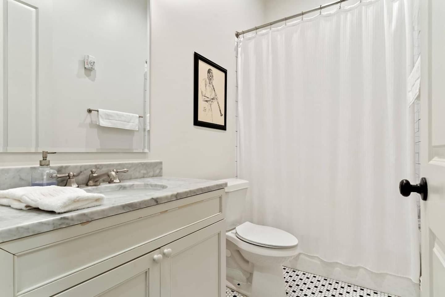 Hotel Group-friendly Nola Near Bourbon