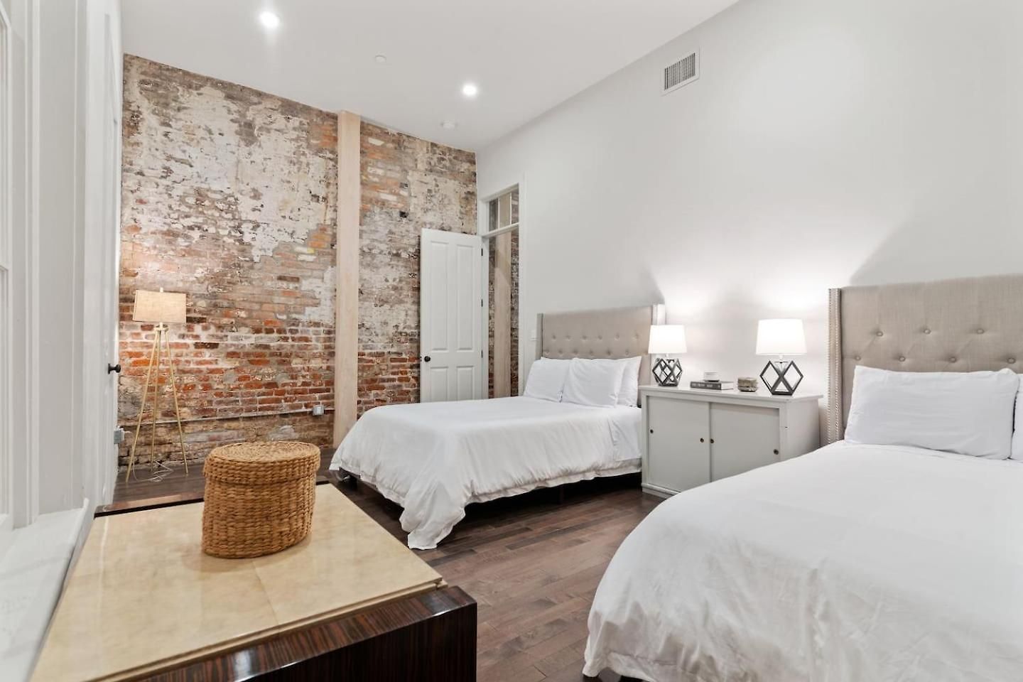 Group-friendly Nola Near Bourbon Hotel New Orleans