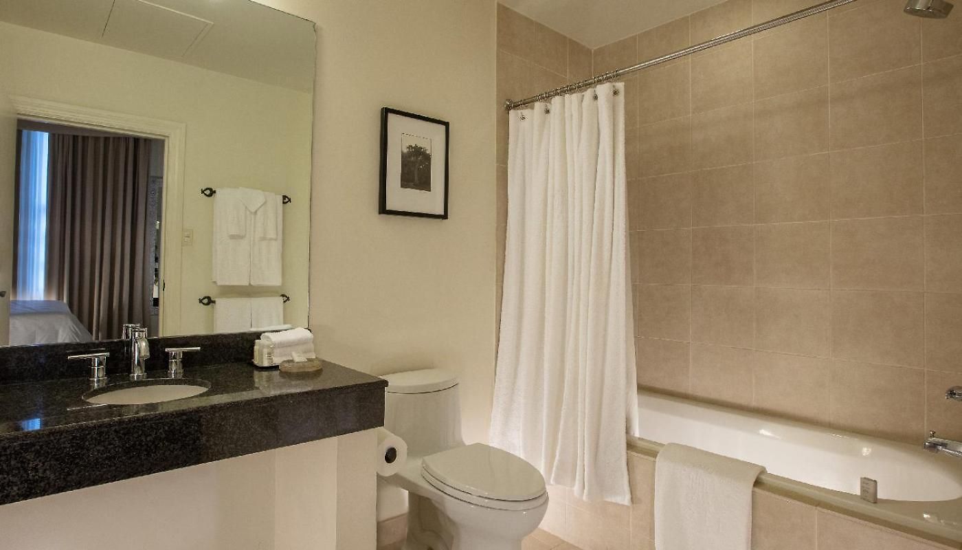 International House 4* New Orleans