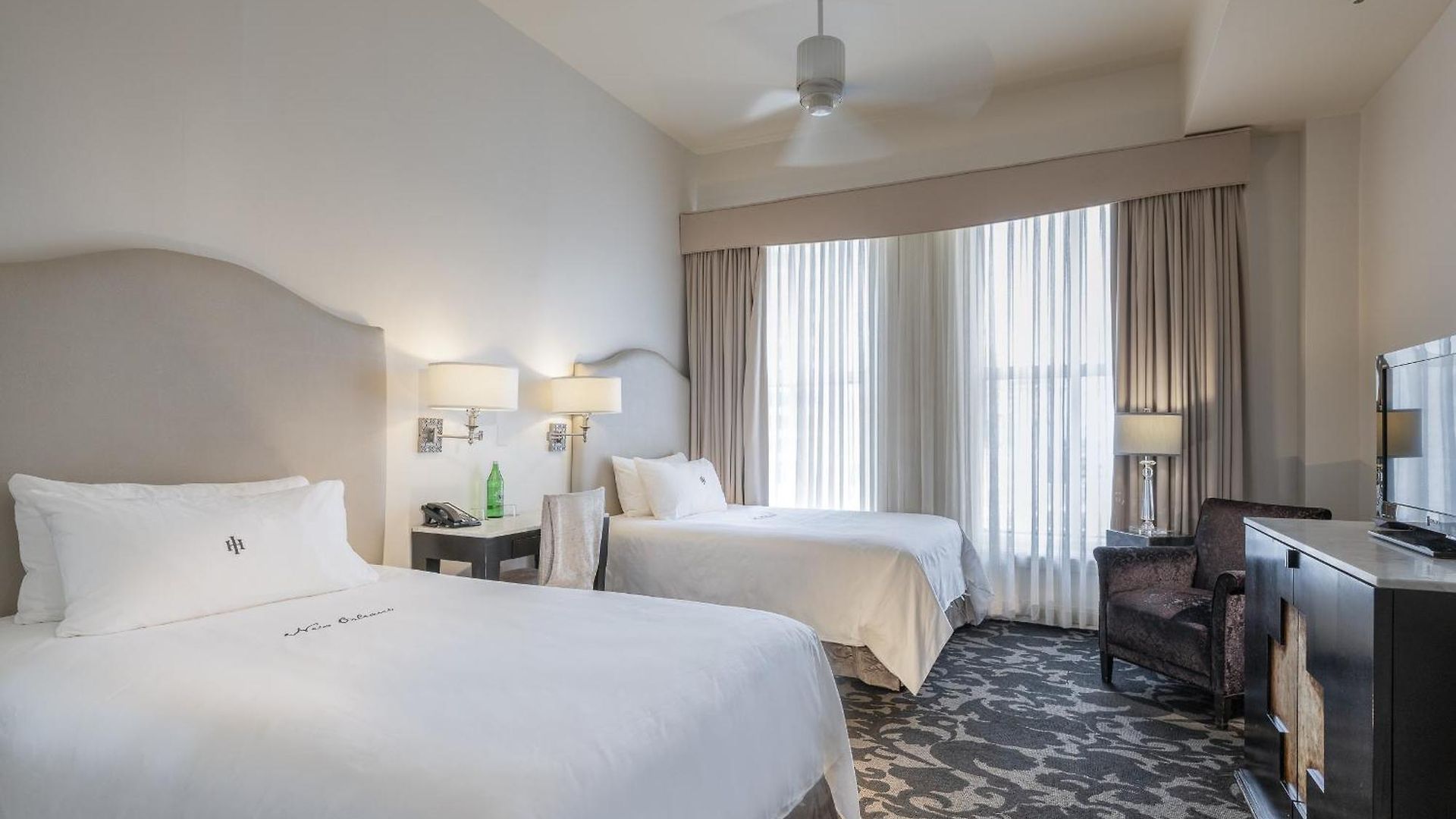Hotel International House 4*