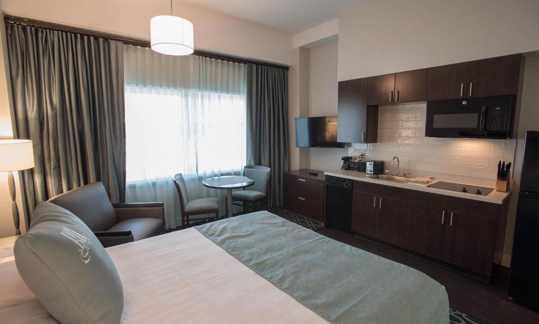 Brent House 3*