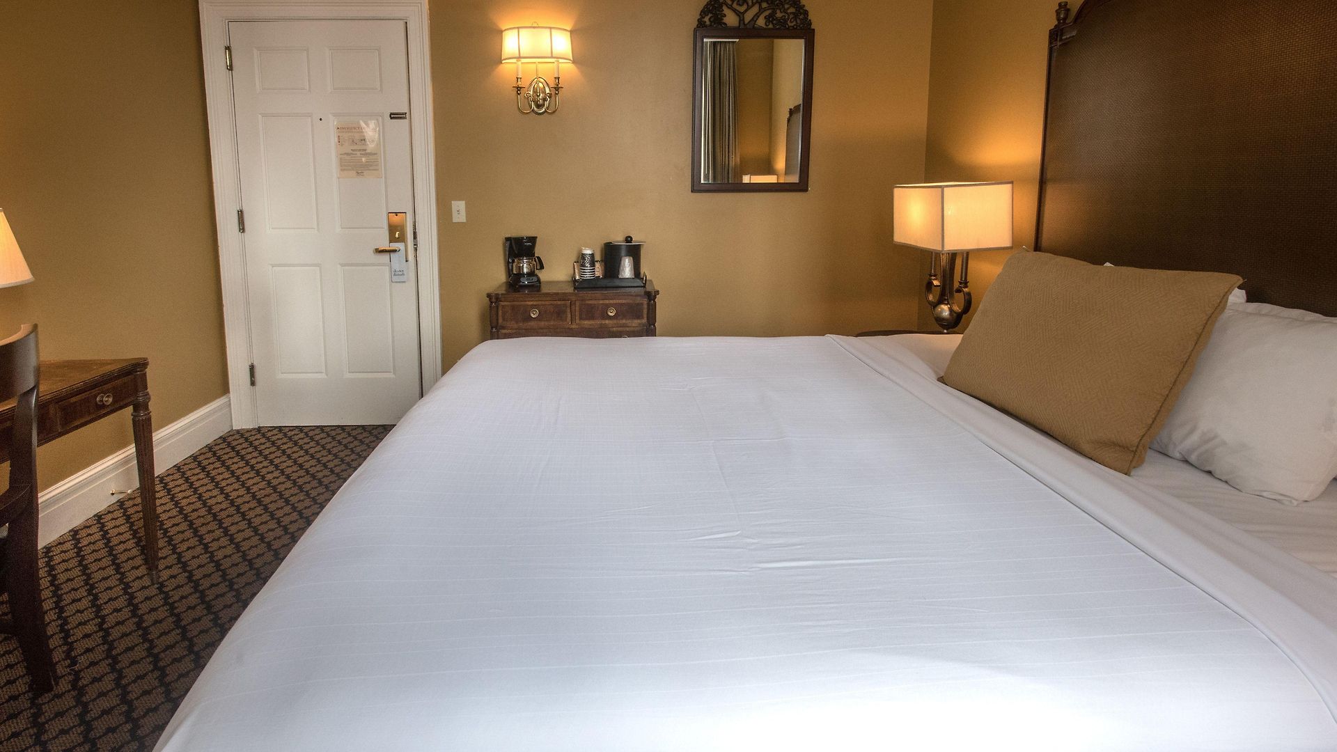 The Lafayette By Kasa Living New Orleans