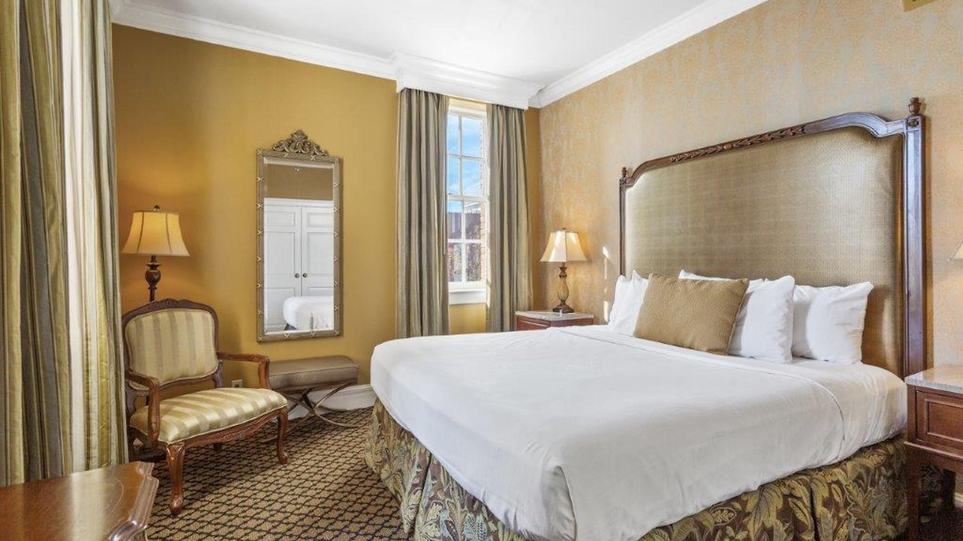 The Lafayette By Kasa Living New Orleans