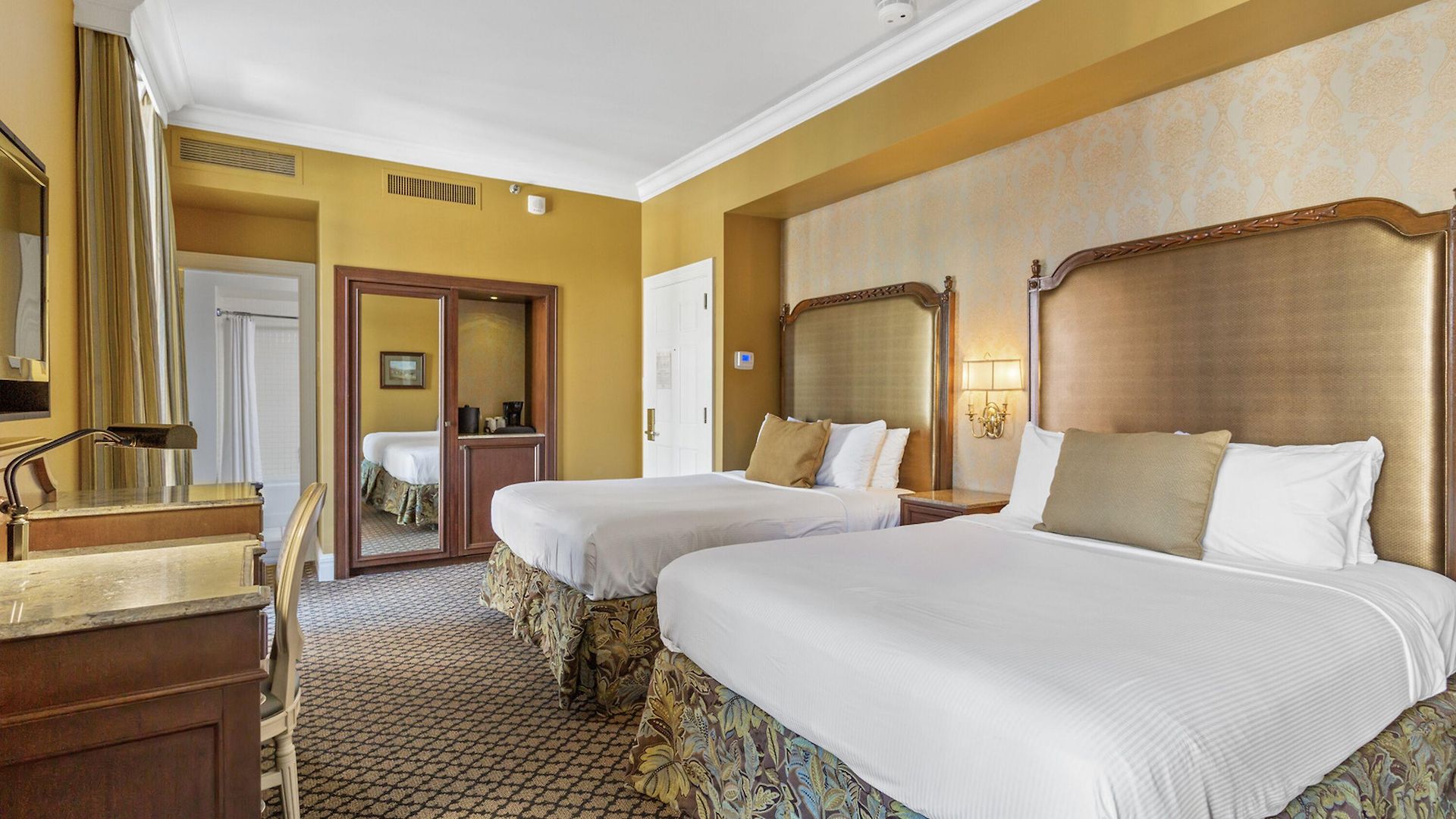 The Lafayette By Kasa Living 3*
