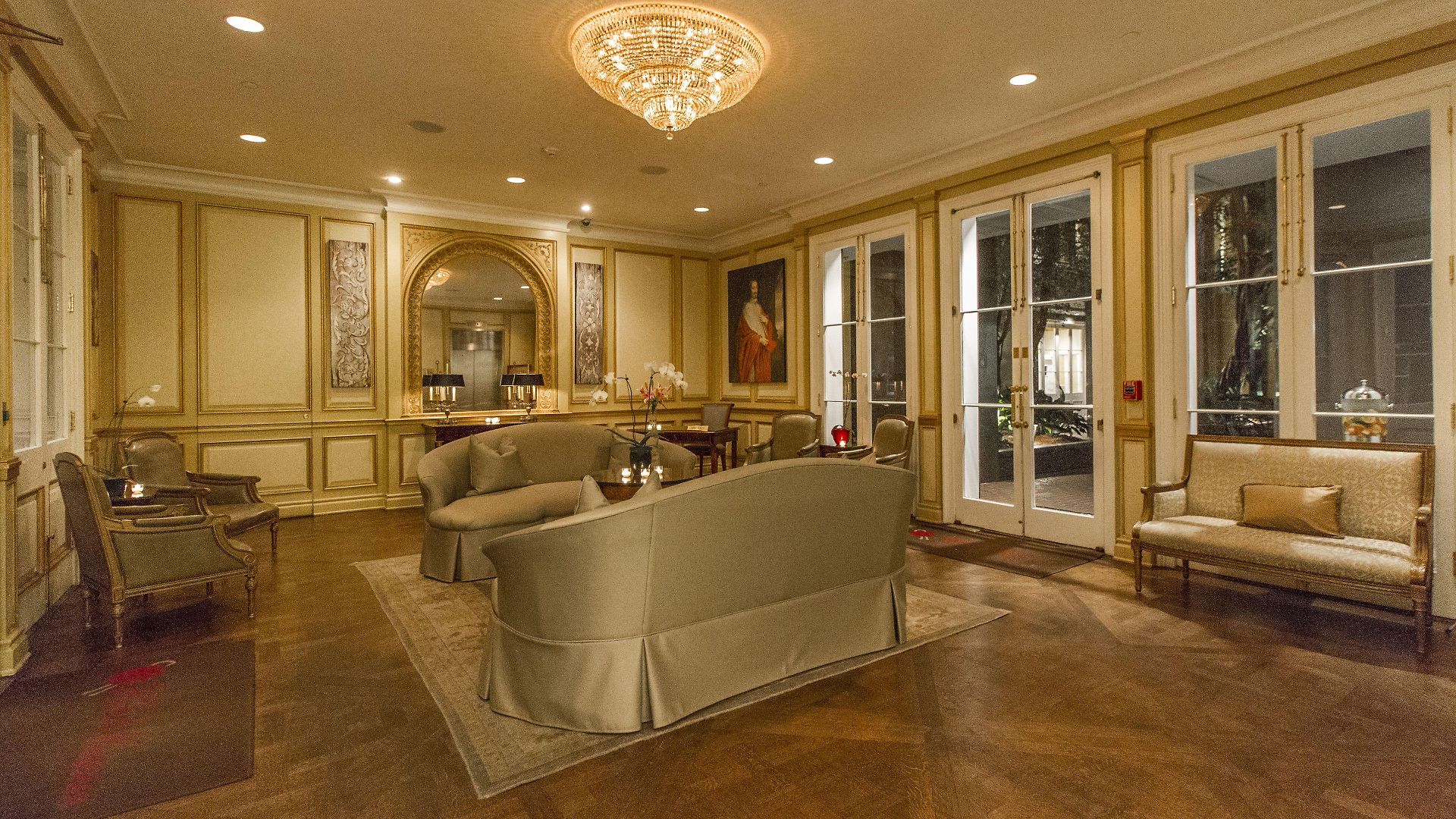 Mazarin 4*