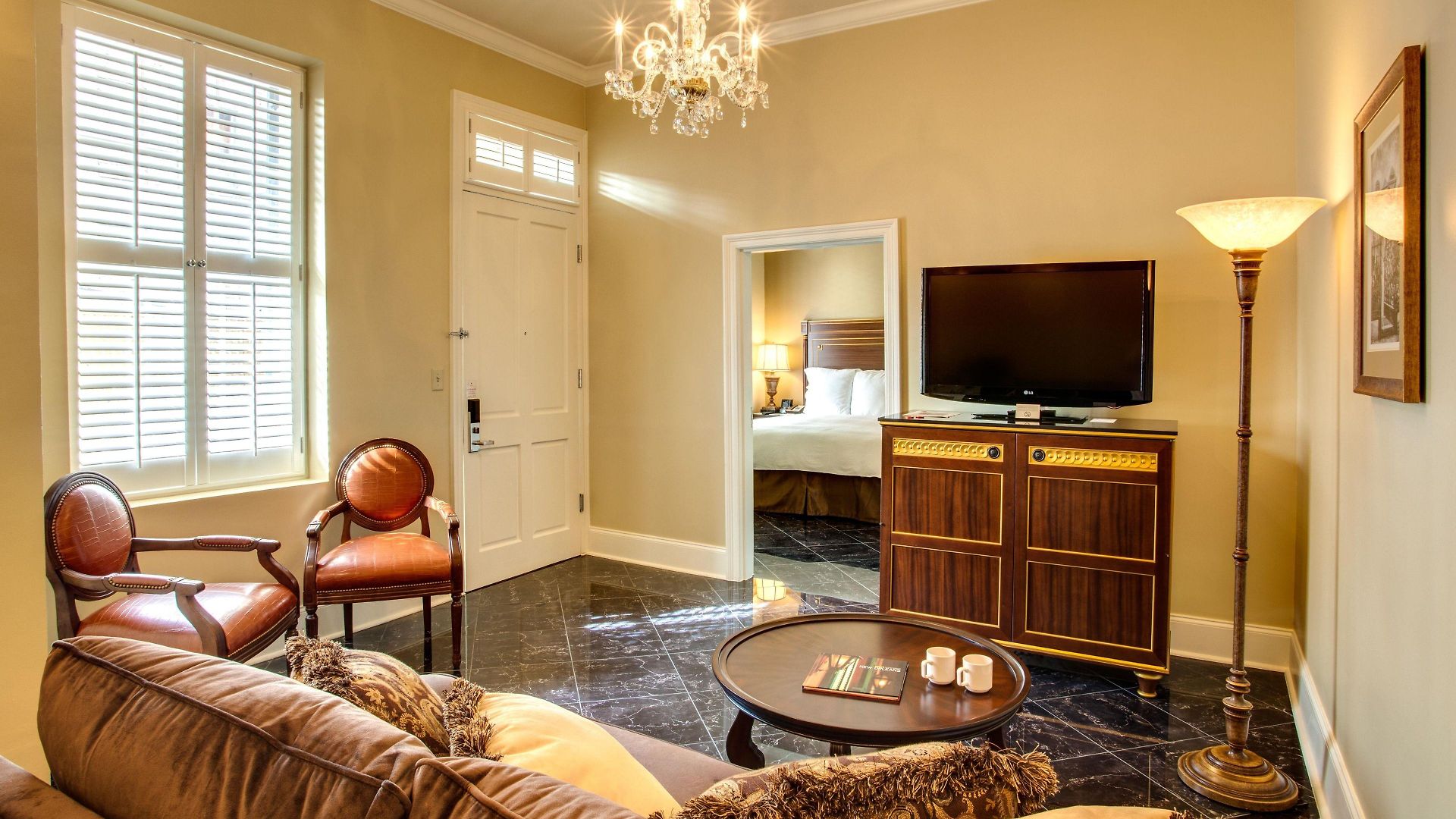 Mazarin Hotel