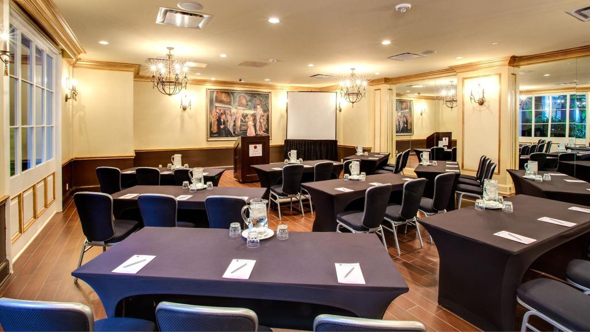 Mazarin Hotel