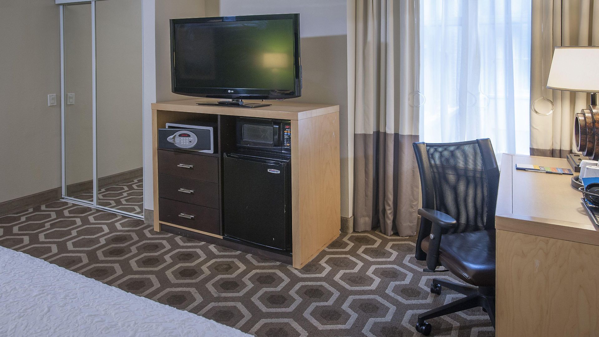 Hotel Hampton & Downtown French Quarter Area