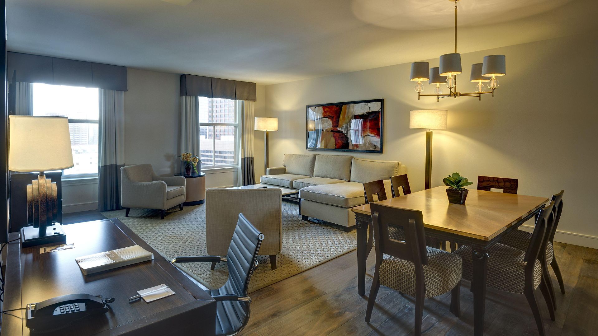 Hampton & Downtown French Quarter Area Hotel New Orleans