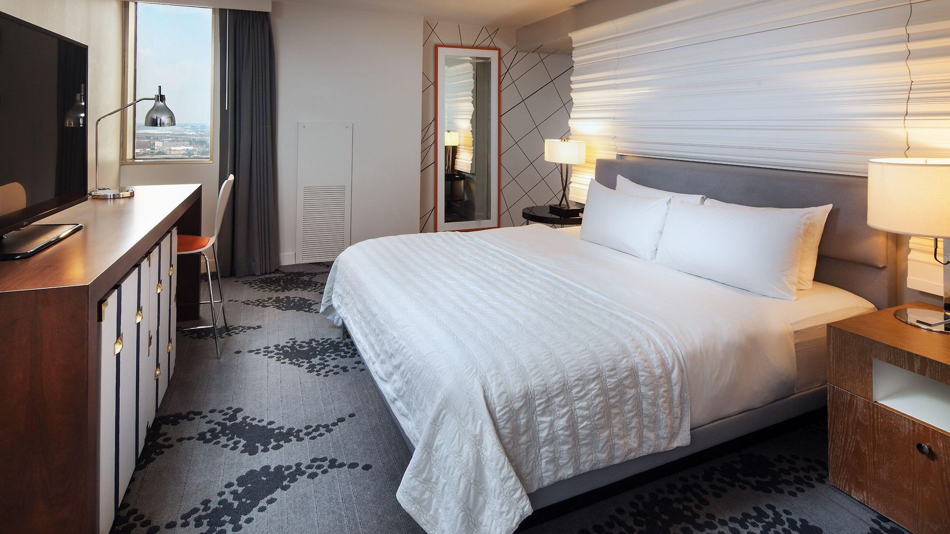 Le Meridien Hotel New Orleans