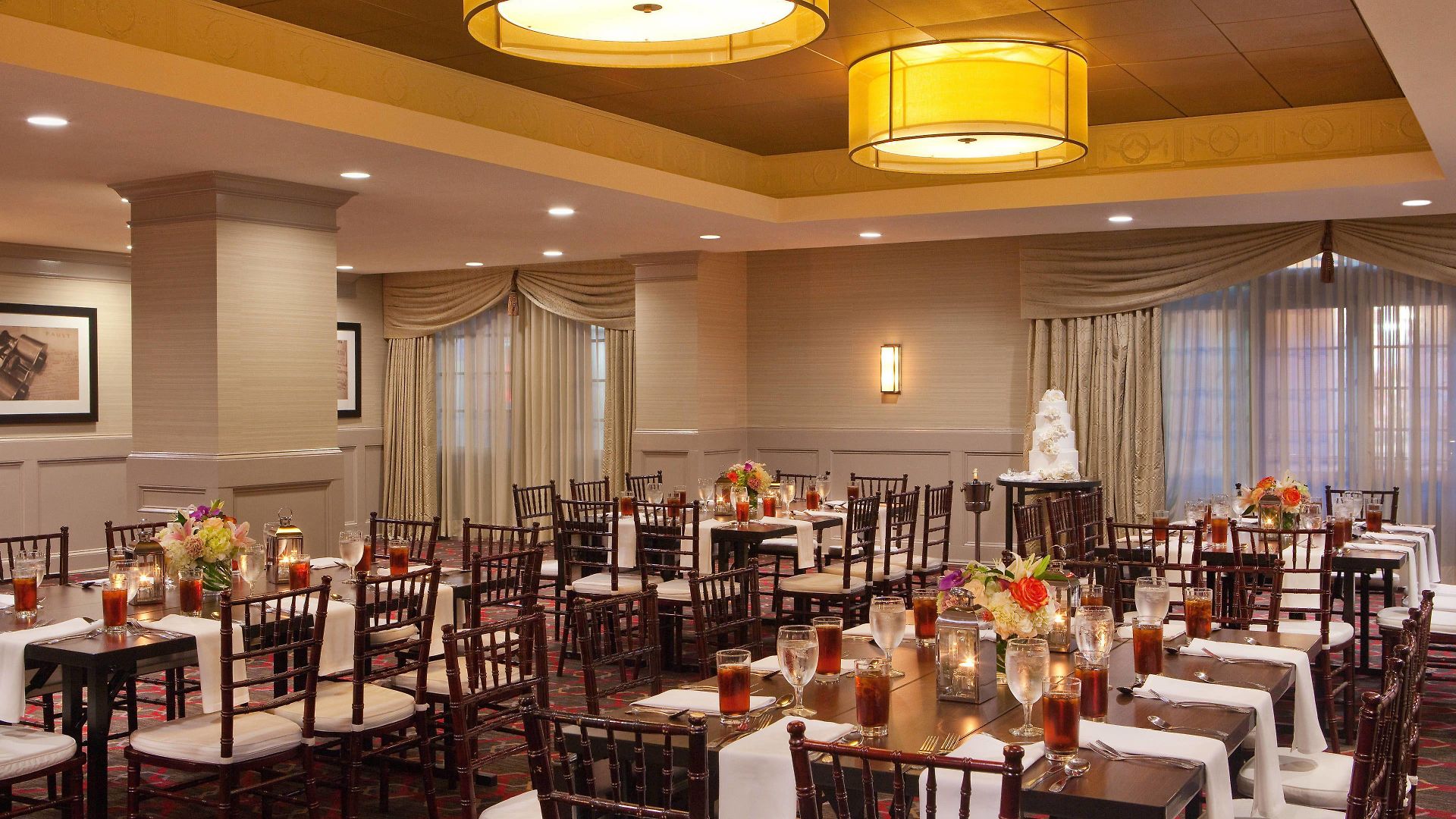 Four Points By Sheraton French Quarter Hotel 4*