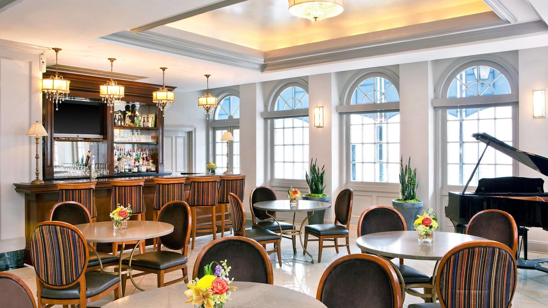 Four Points By Sheraton French Quarter Hotel 4*