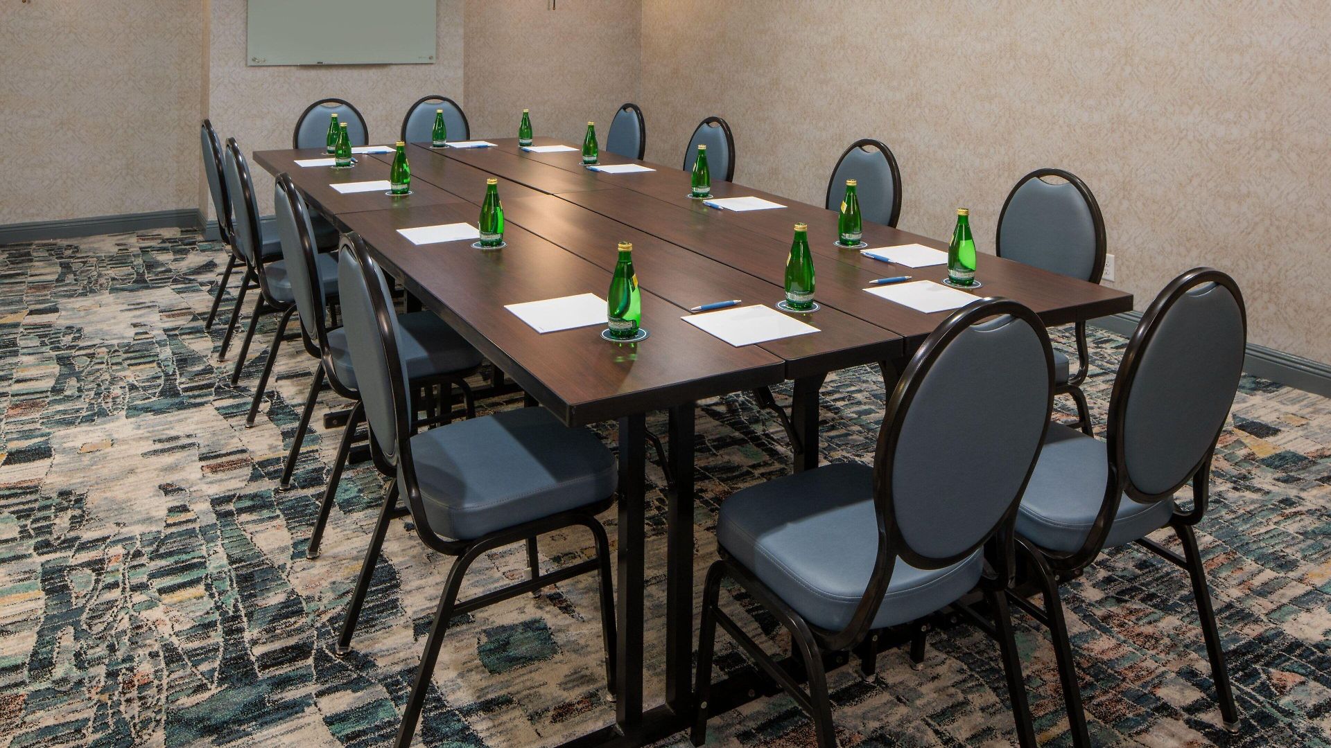 Hotel Four Points By Sheraton French Quarter 4*