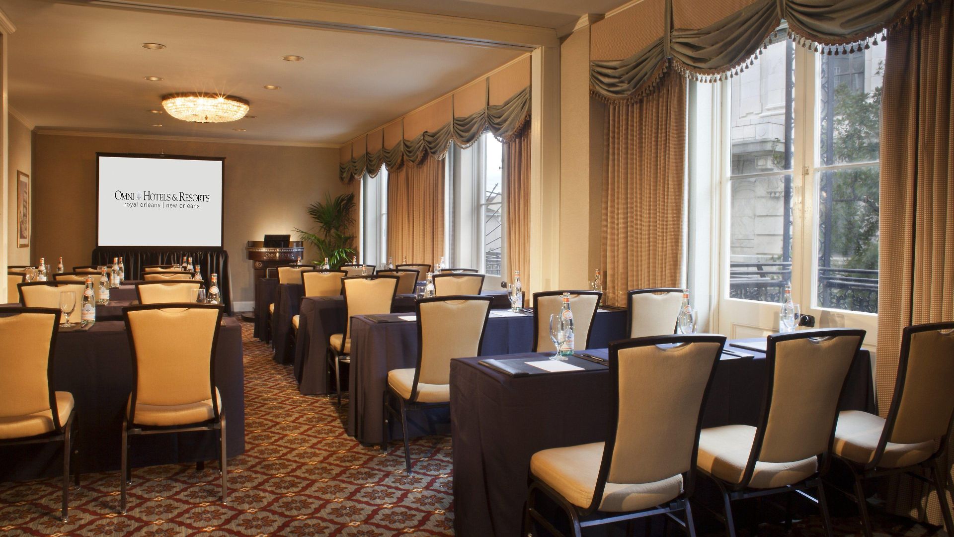 Hotel Omni Royal Orleans 4*