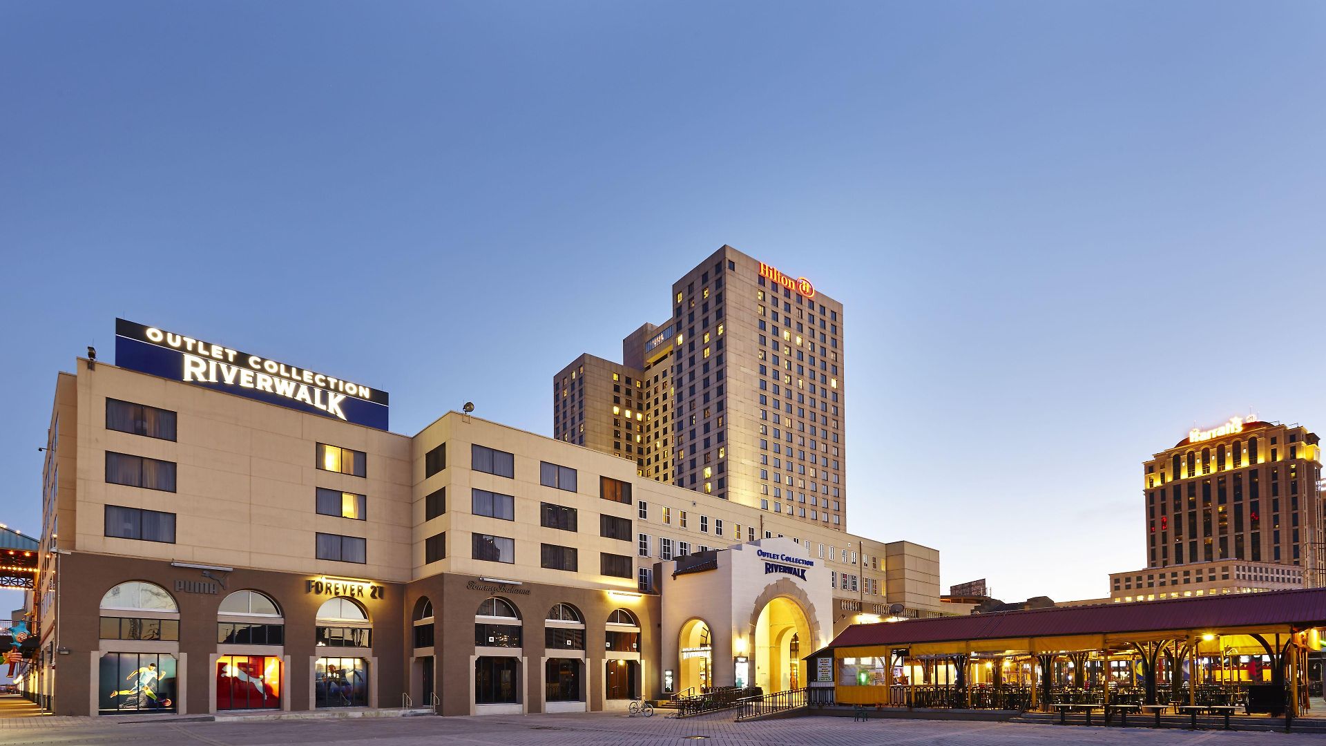 Hilton Riverside 4*