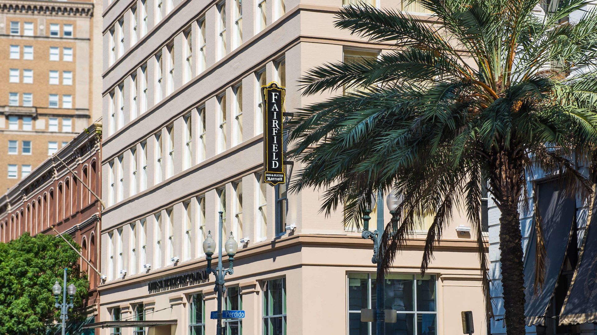 Fairfield By Marriott & Downtown French Quarter Area Hotel 3*