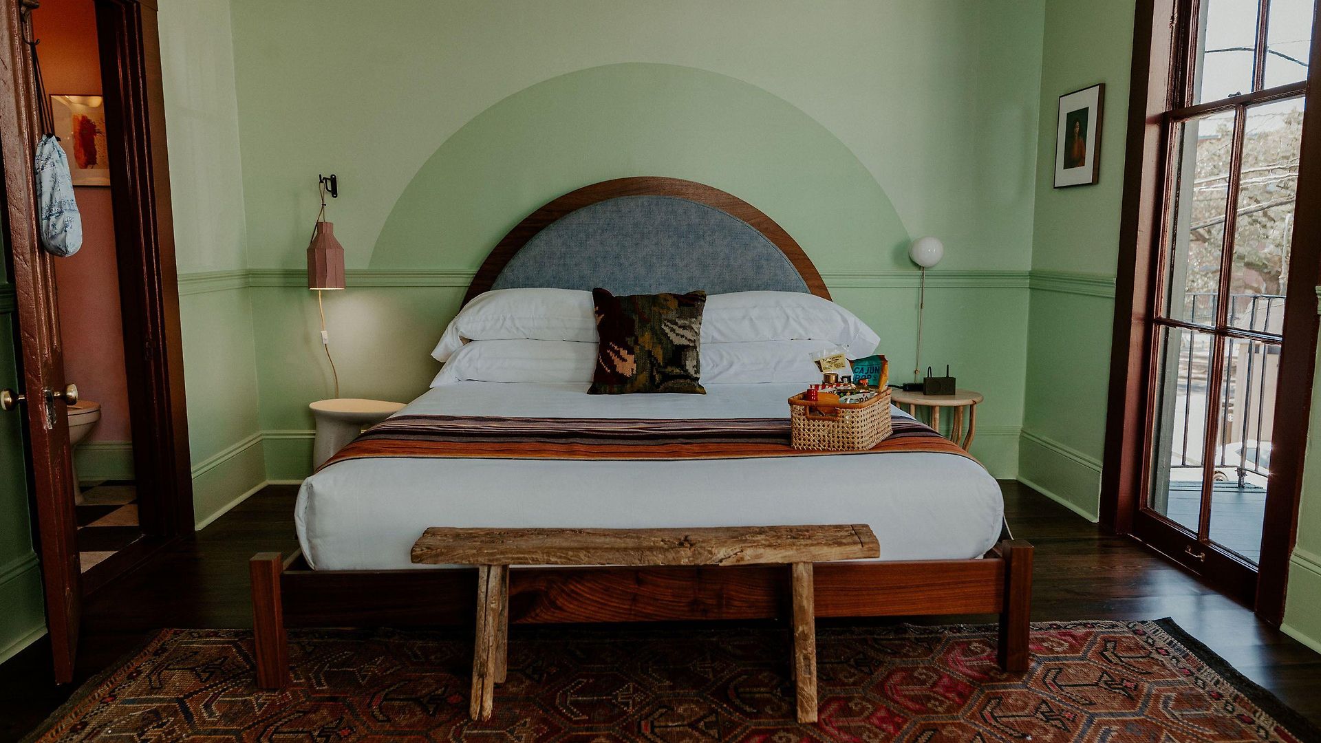 Hotel Frenchmen 3*