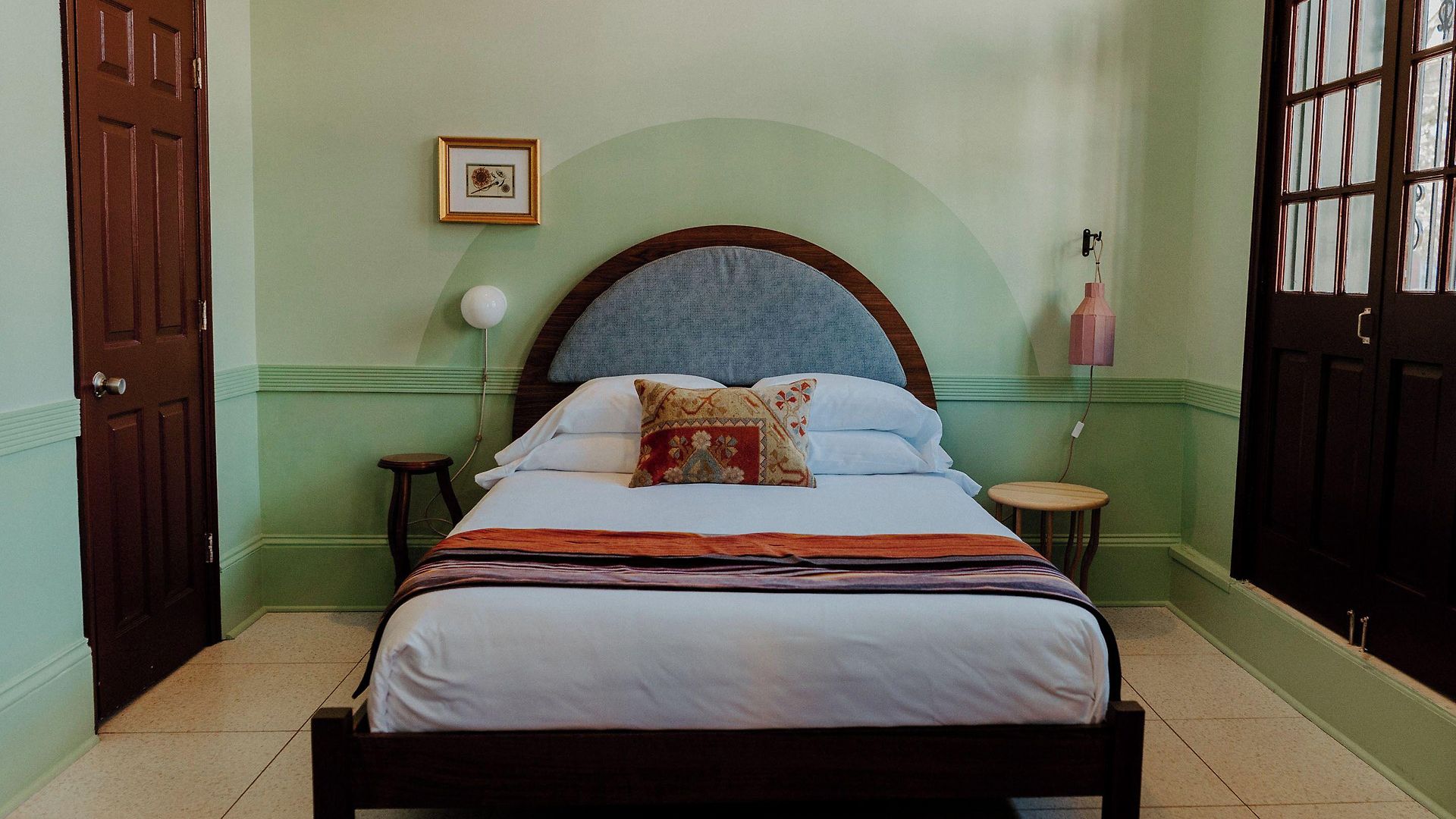 Frenchmen Hotel