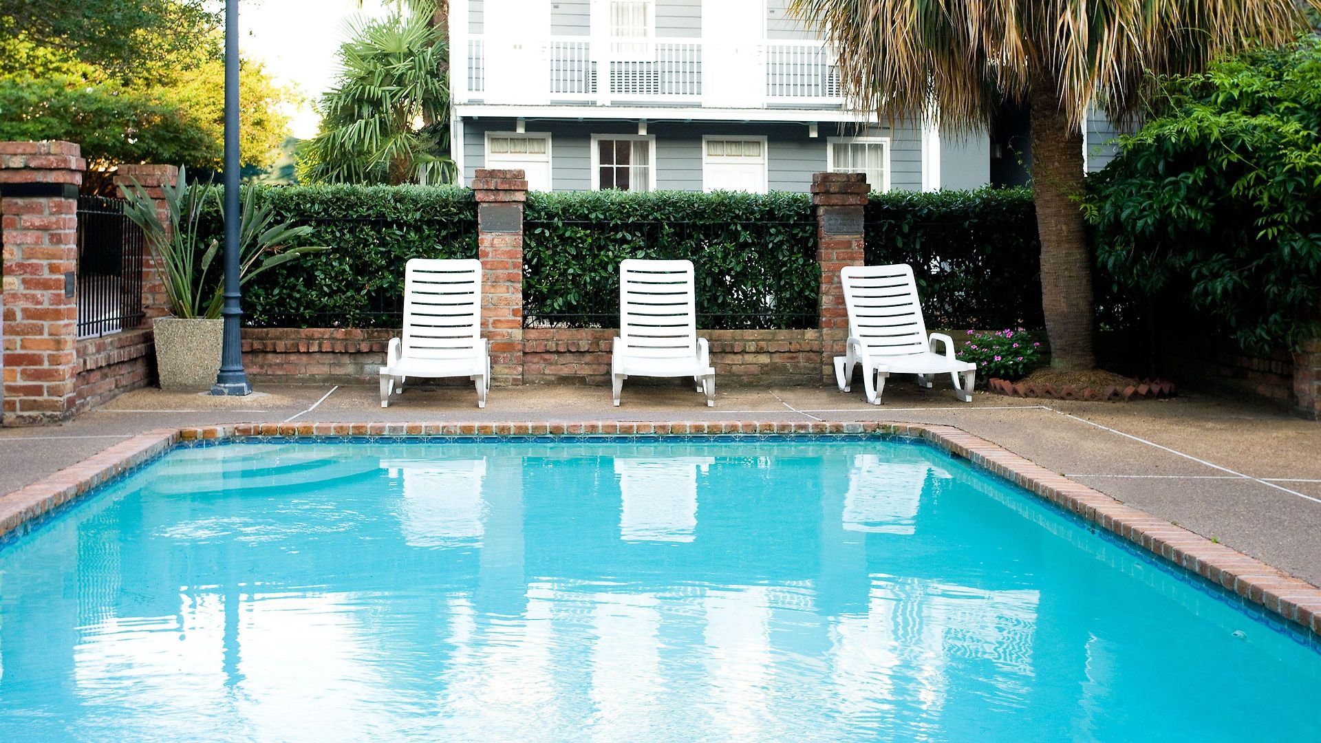Maison Saint Charles New Orleans