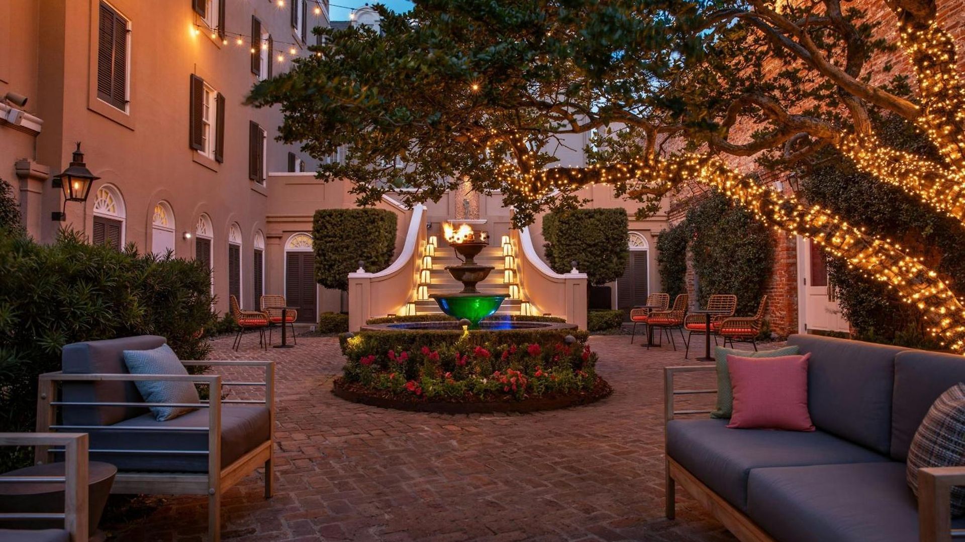 Hotel De La Poste - French Quarter, A Renaissance 4*