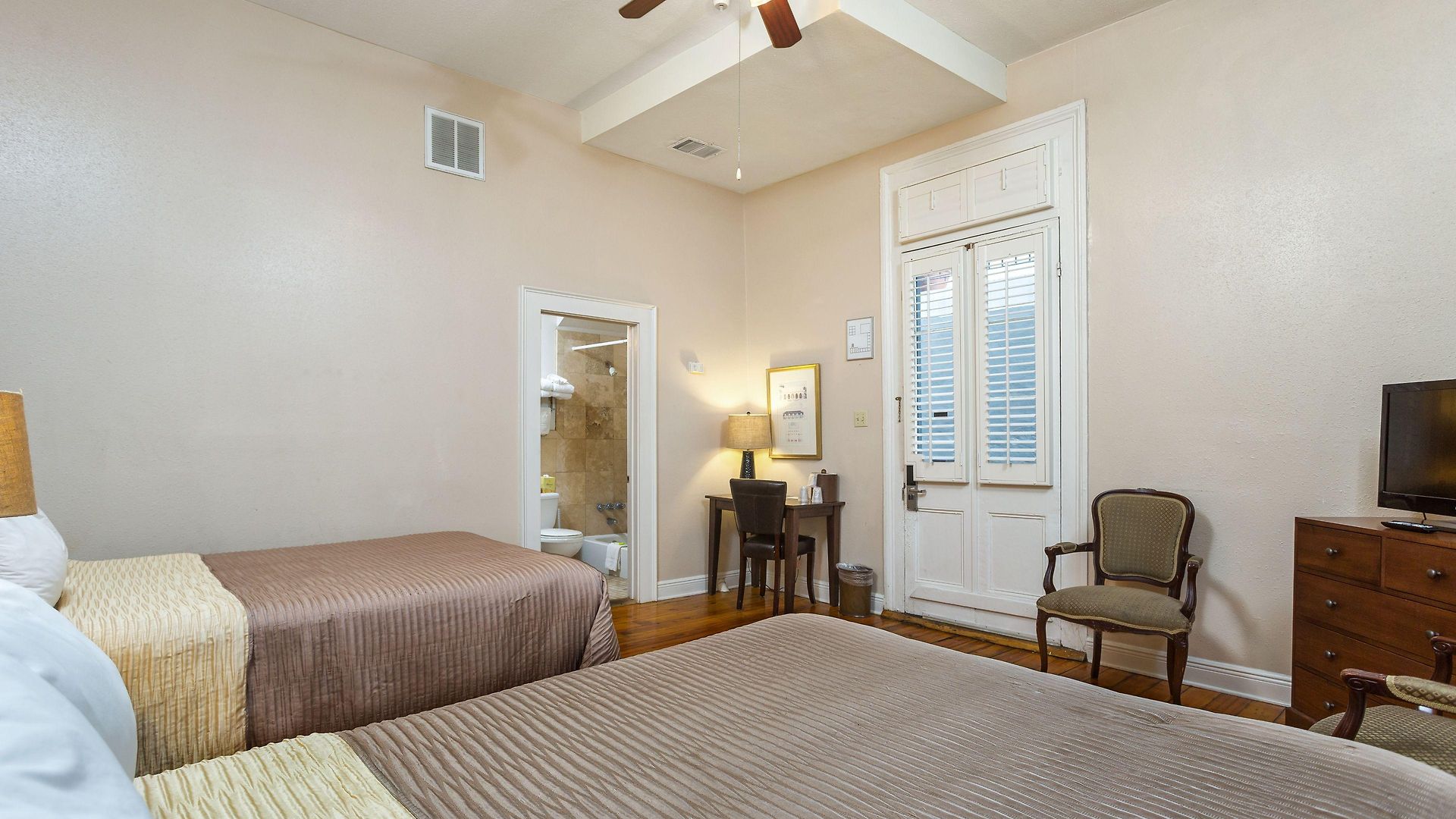 Courtyard By The French Quarter 3*