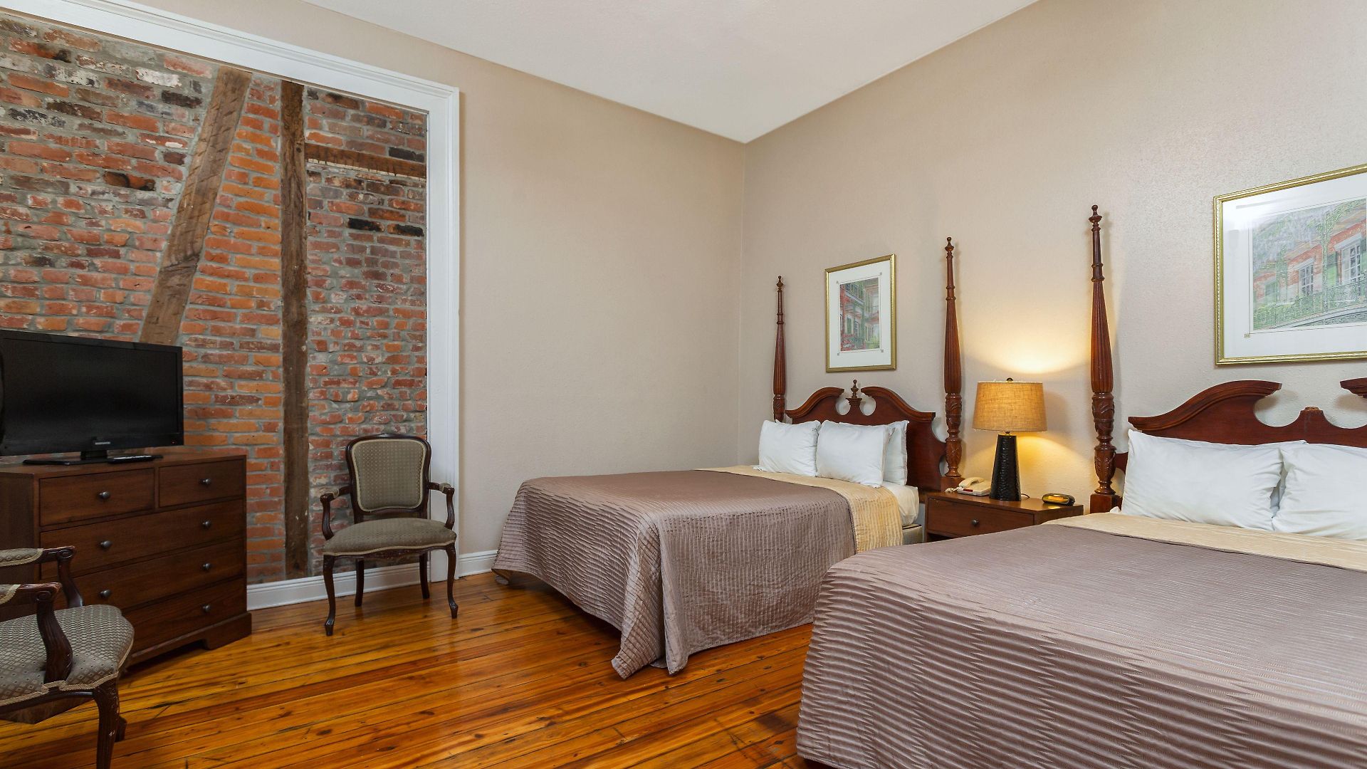 Courtyard By The French Quarter Hotel 3*