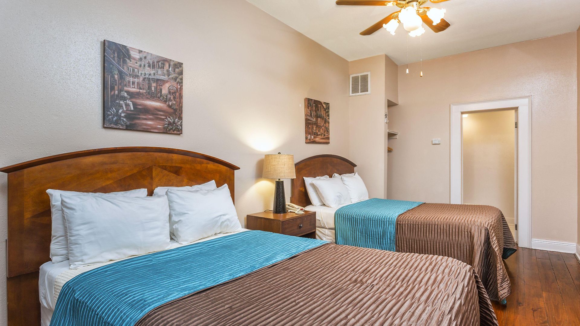 Courtyard By The French Quarter 3*
