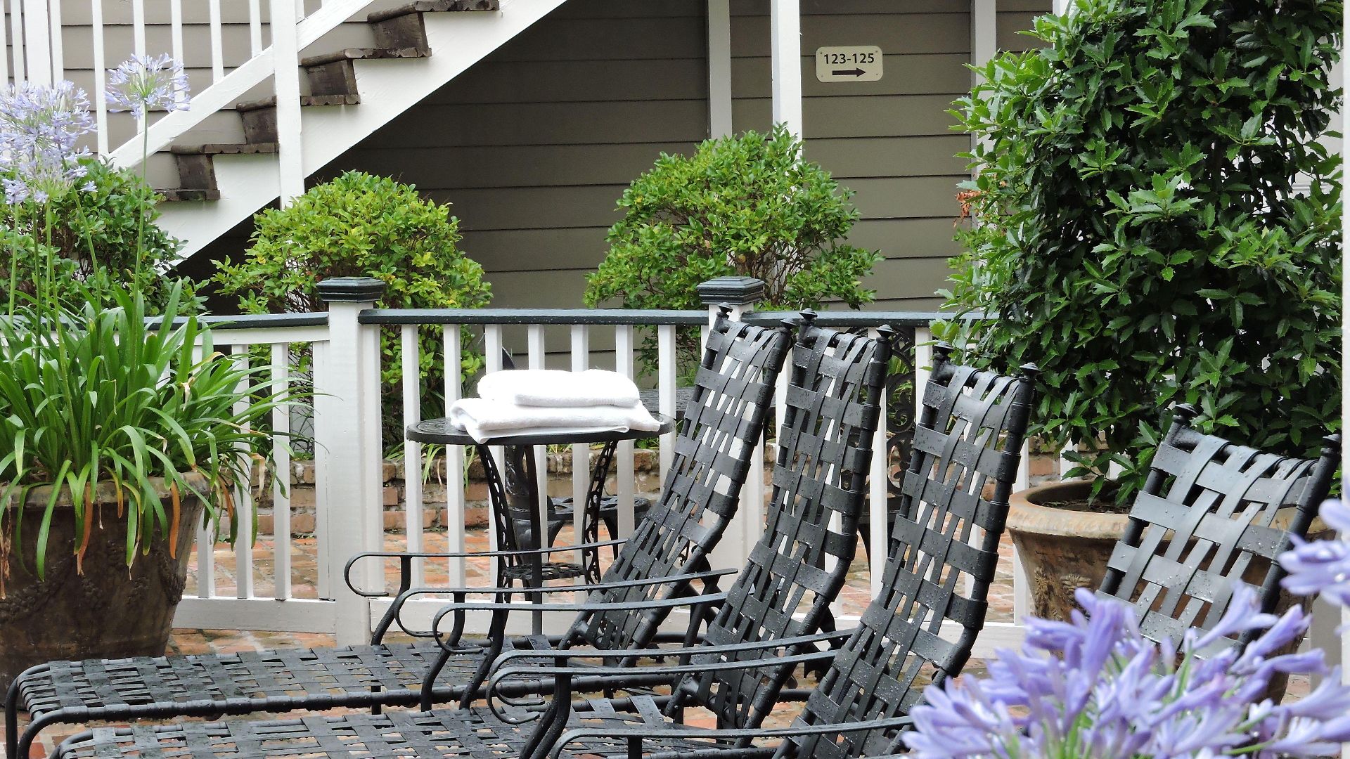 Courtyard By The French Quarter Hotel 3*