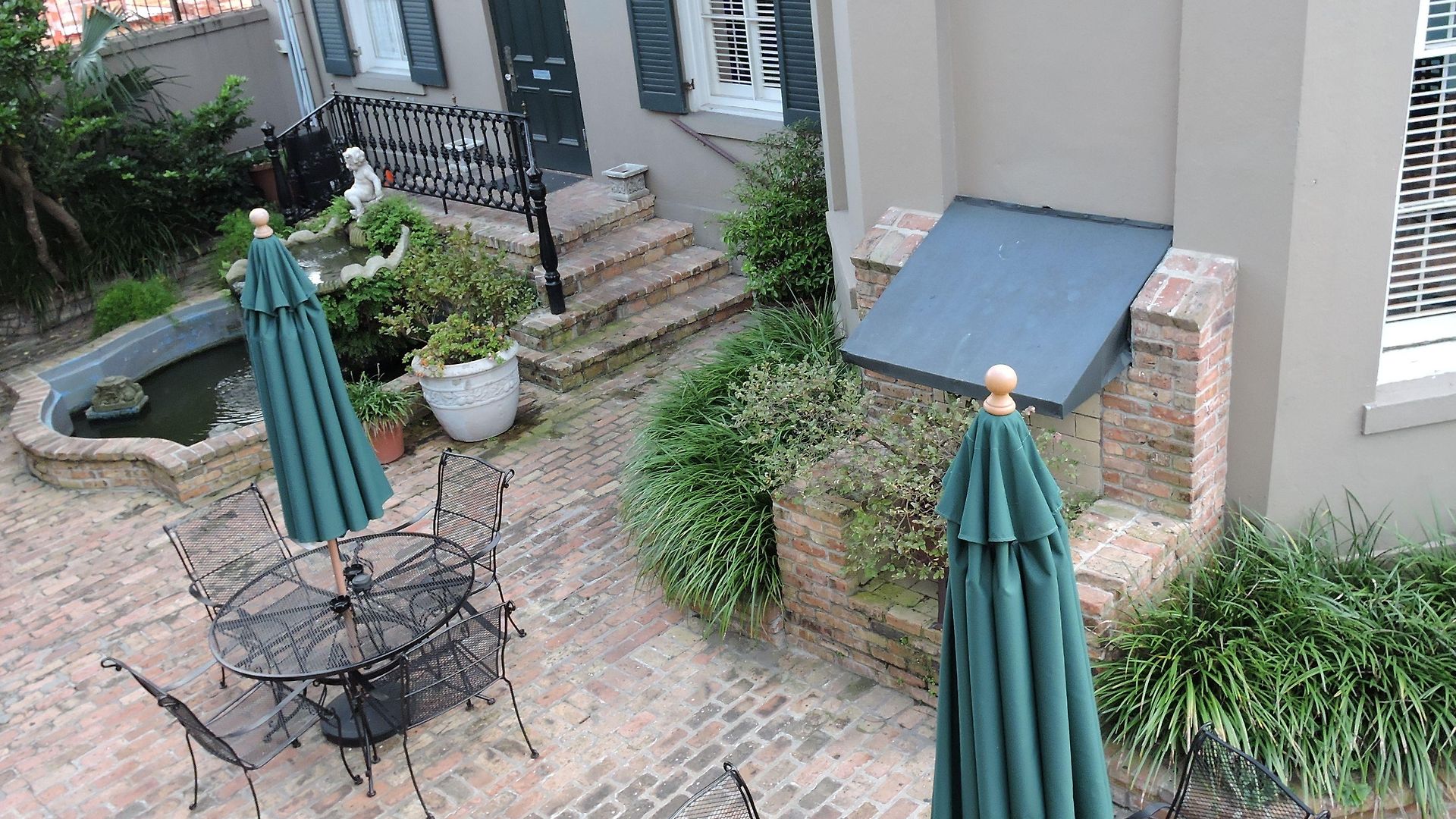 Hotel Courtyard By The French Quarter