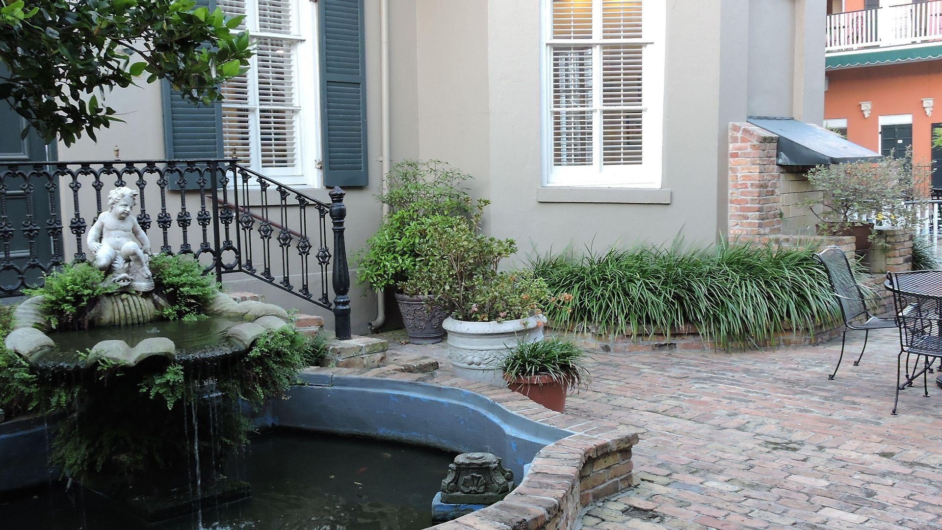Hotel Courtyard By The French Quarter