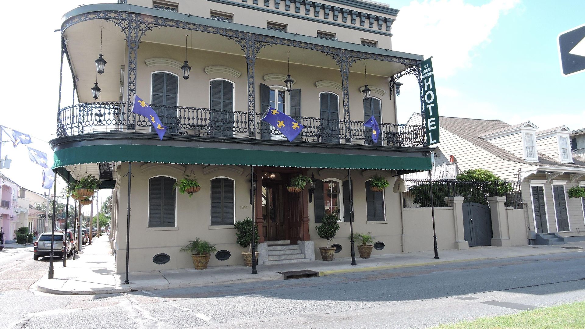 Hotel Courtyard By The French Quarter New Orleans